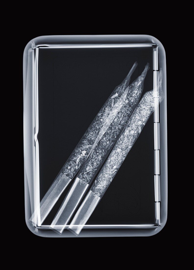 Cannabis joints,X-ray