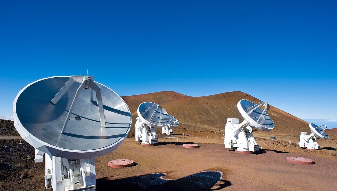 Submilllimeter Array telescopes,Hawaii
