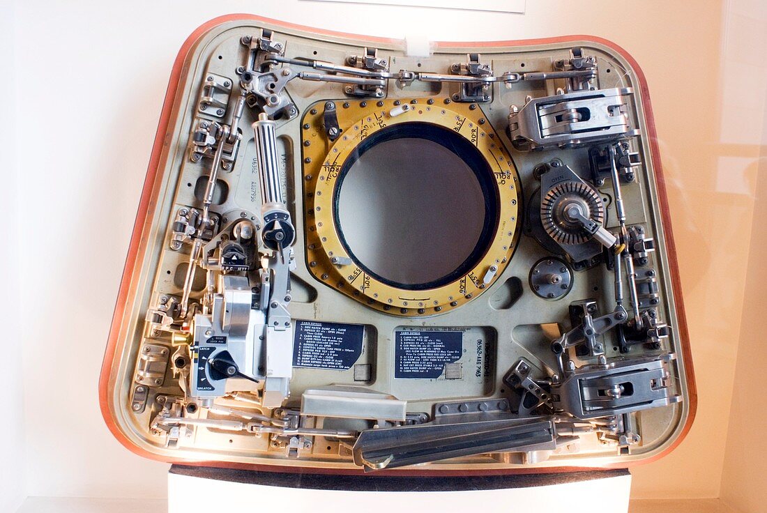 Apollo command module hatch