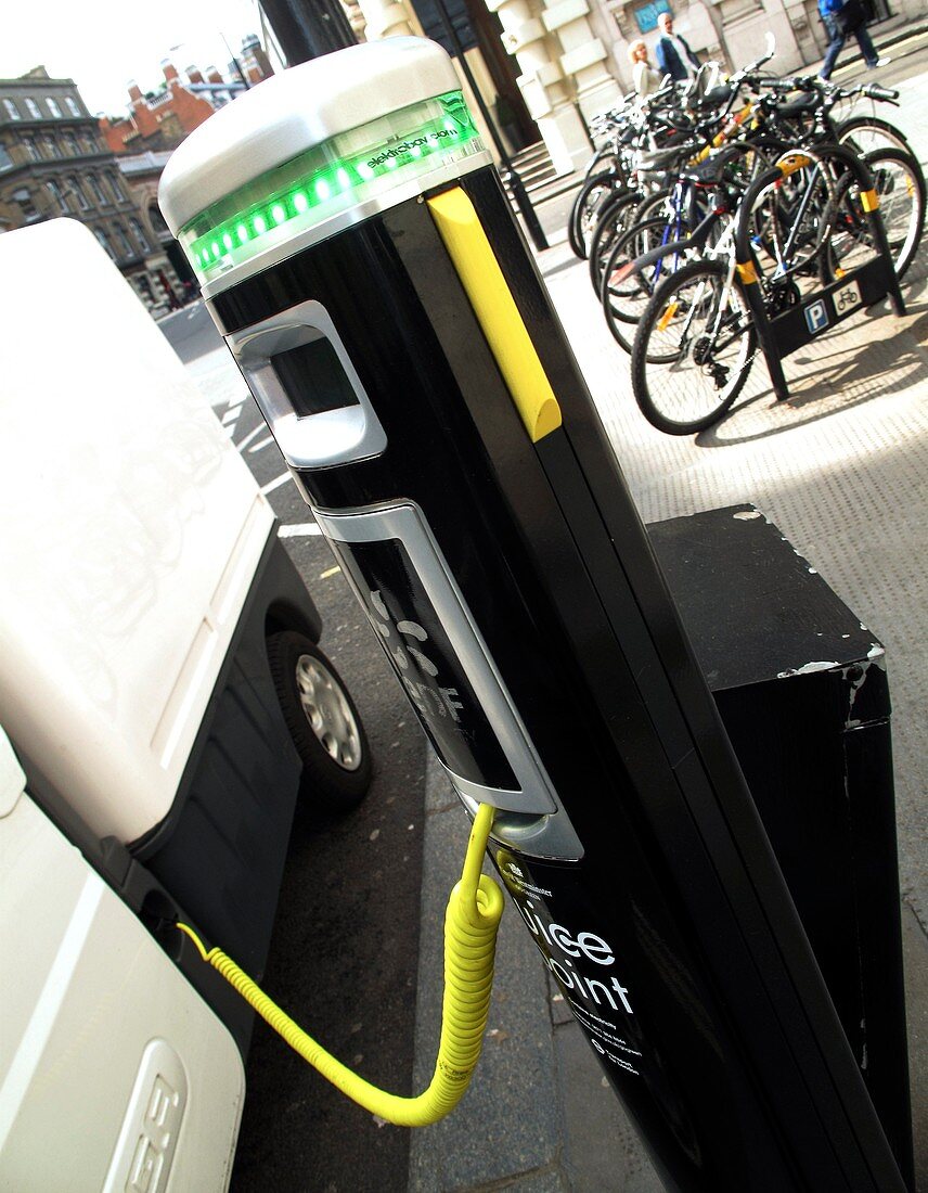 Electric vehicle recharging point