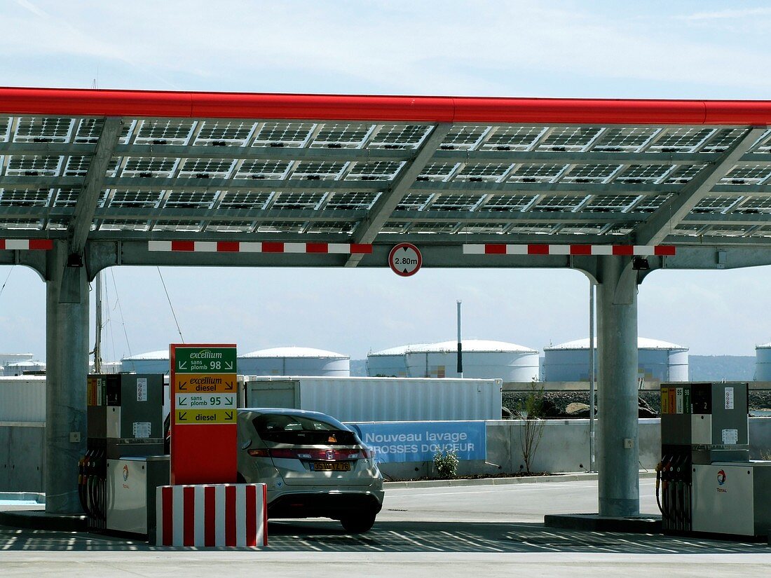 Solar-powered petrol station