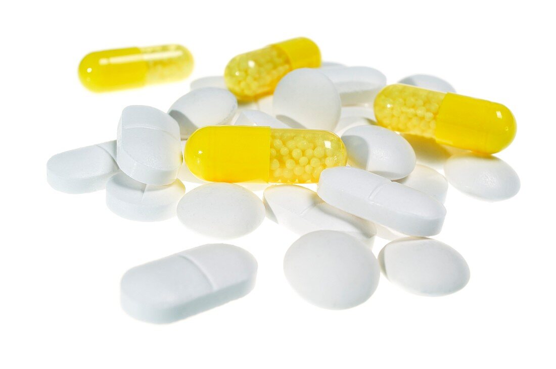 Painkiller and supplement pills