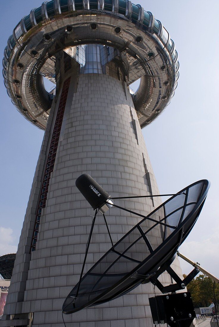 Satellite dish and Hanbit Tower,Daejeon