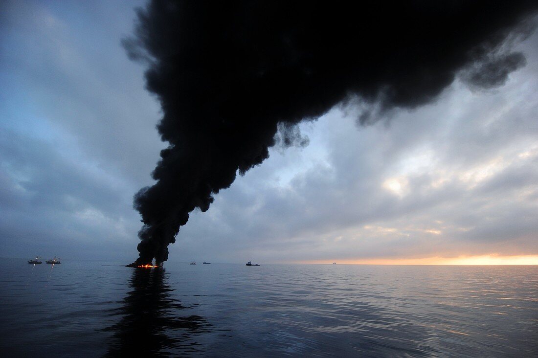 Oil spill burning,USA