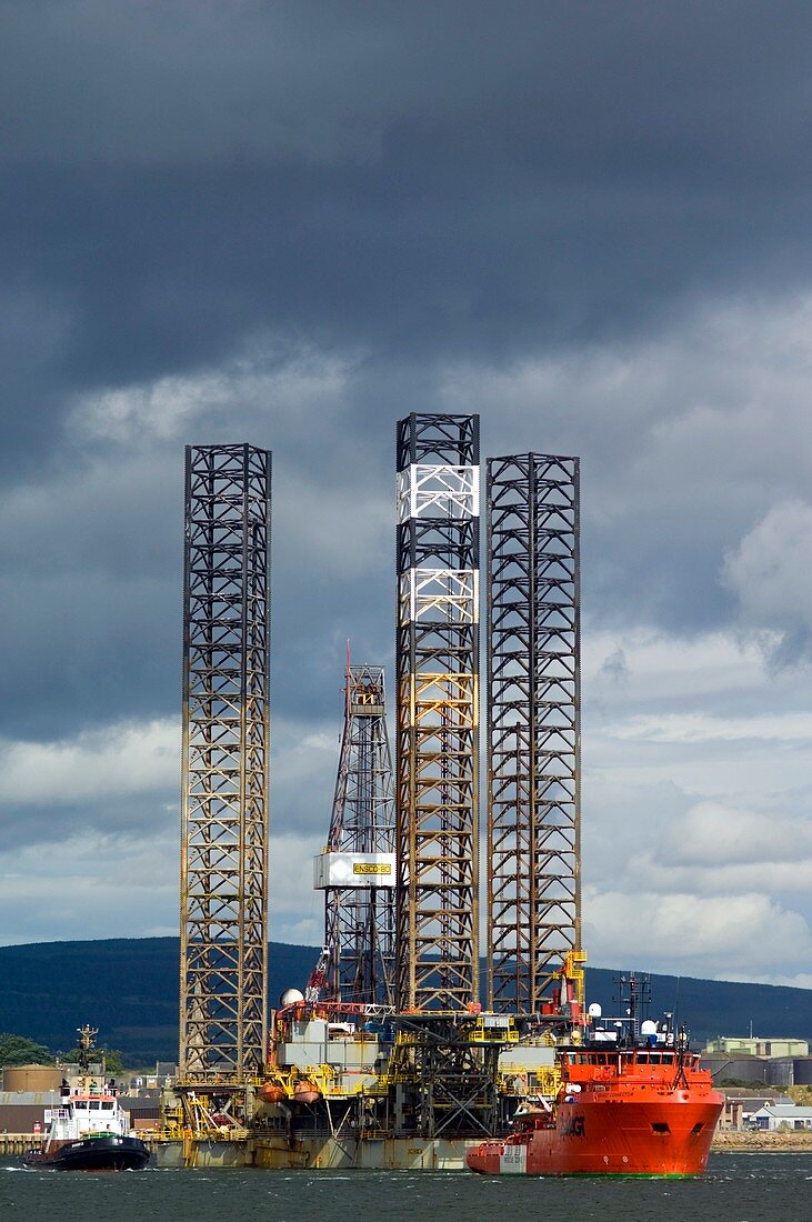 Jackup oil drilling rig,North Sea