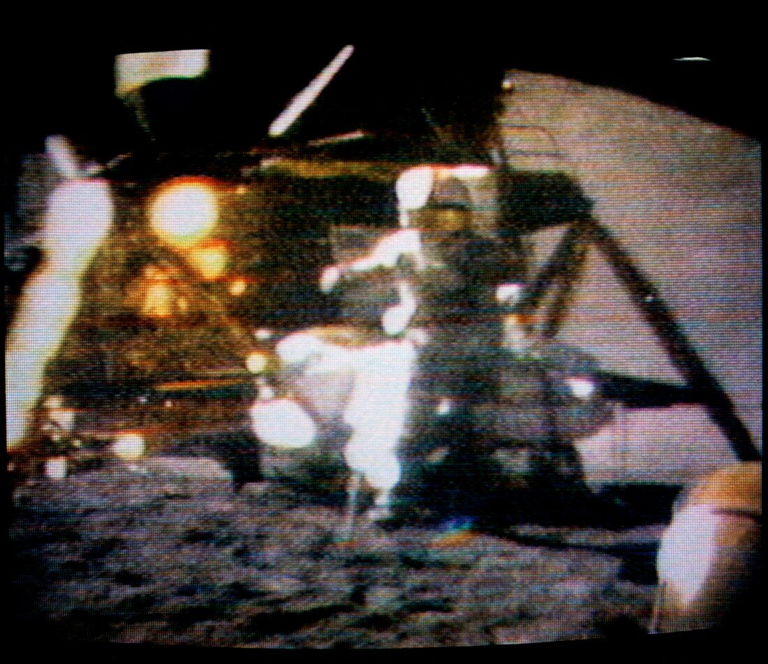 Apollo 15 gravity demonstration