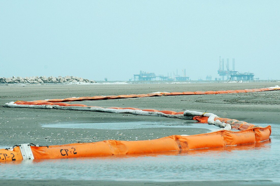 Gulf of Mexico oil spill containment 2010