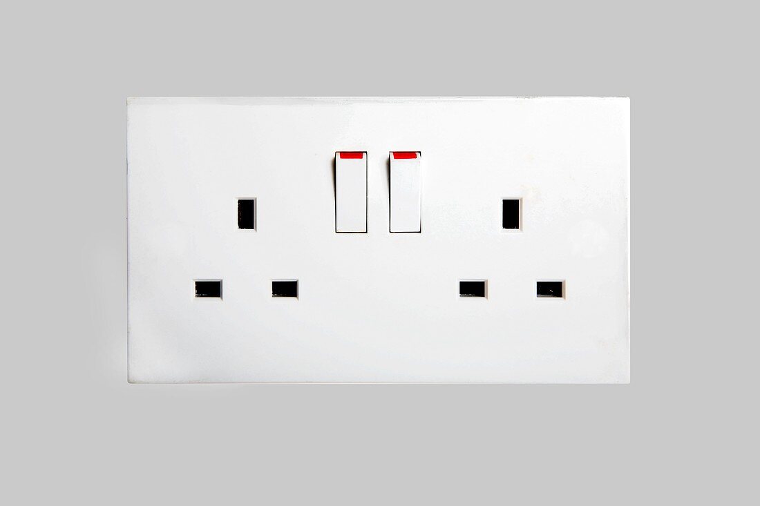 Domestic electrical sockets