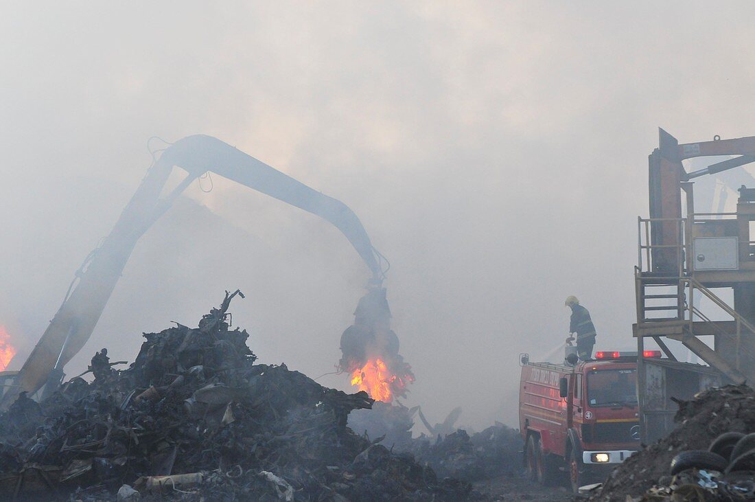 Fire in steel foundry