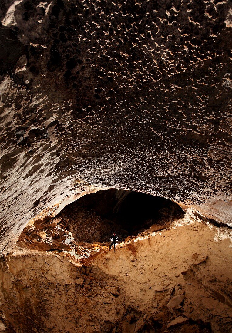 Large cave passage