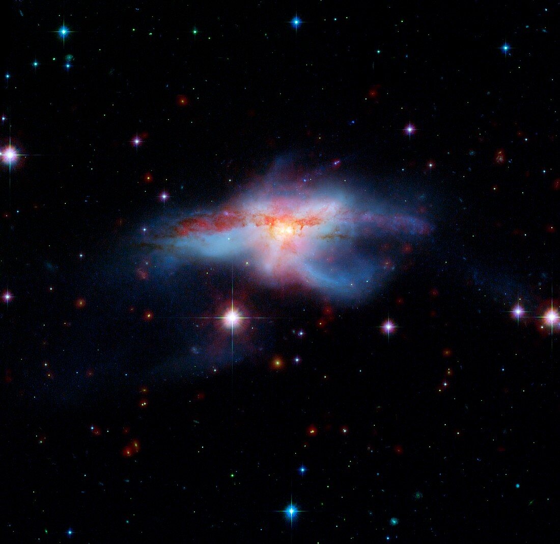 Colliding galaxy NGC 6240