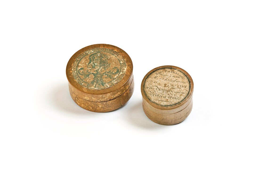 Pots of toothpaste,early 19th century