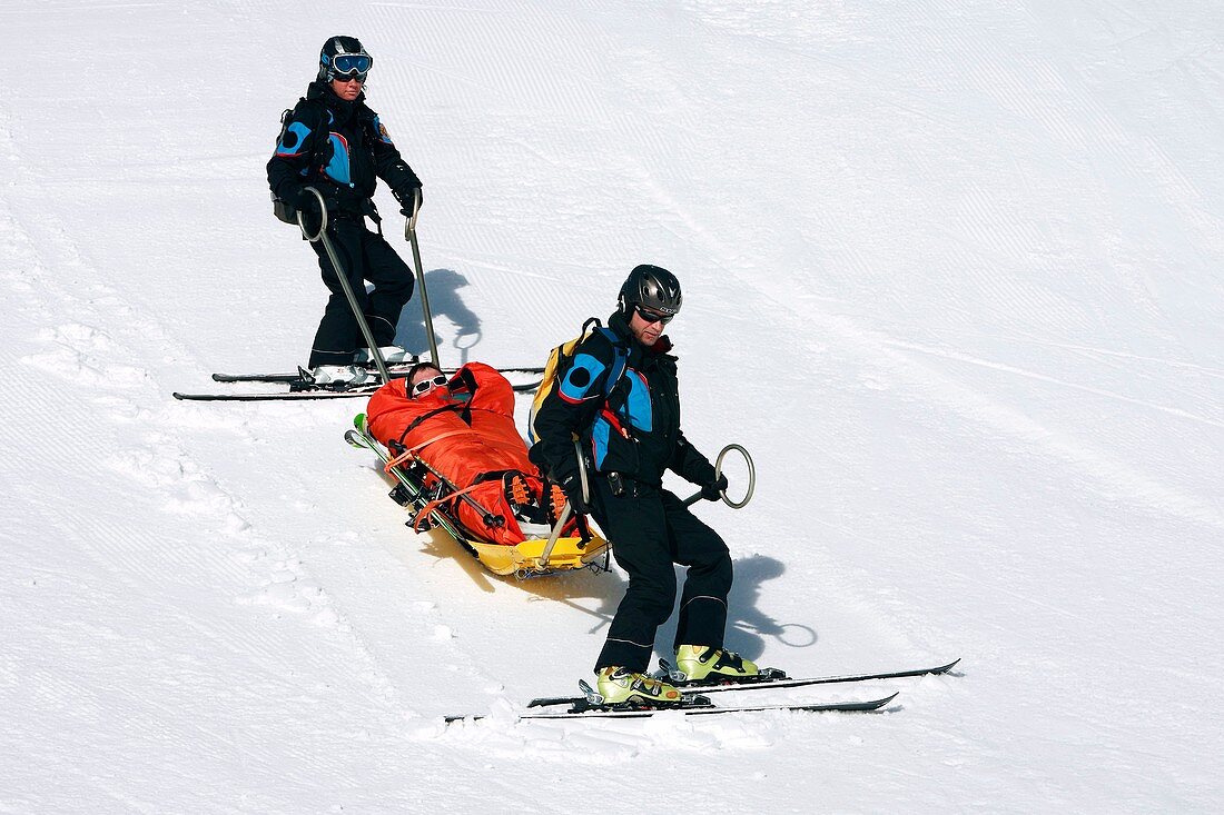 Ski rescue