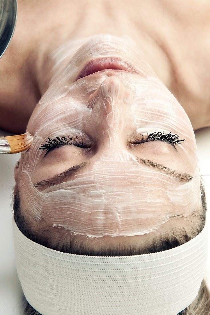 Facial cosmetic treatment