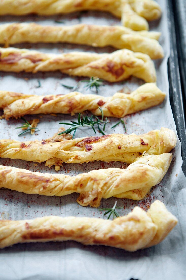 Cheese straws