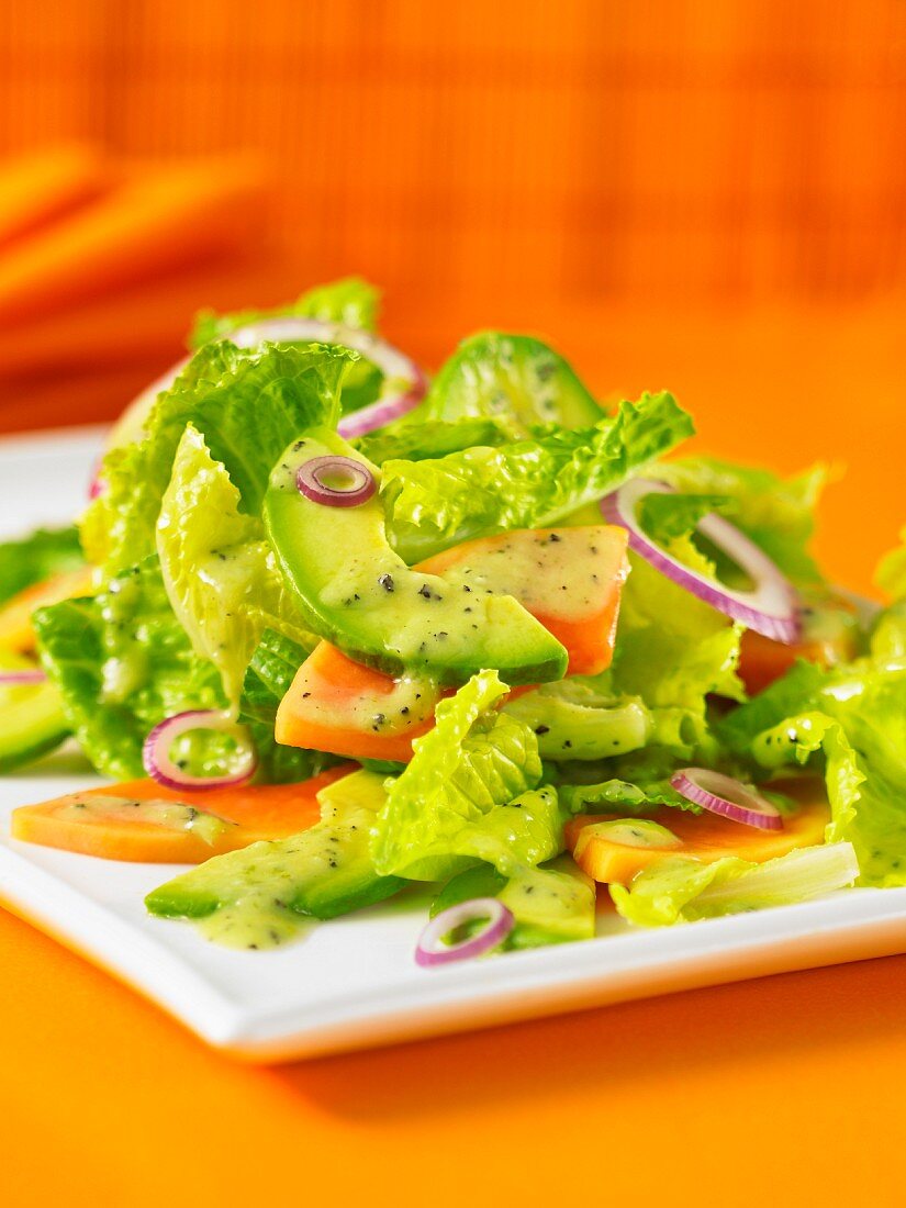 Cos lettuce with papaya and avocado