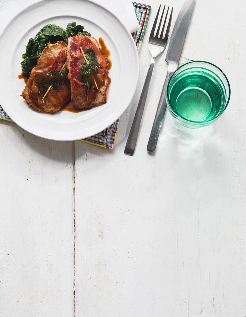 Saltimbocca with spinach