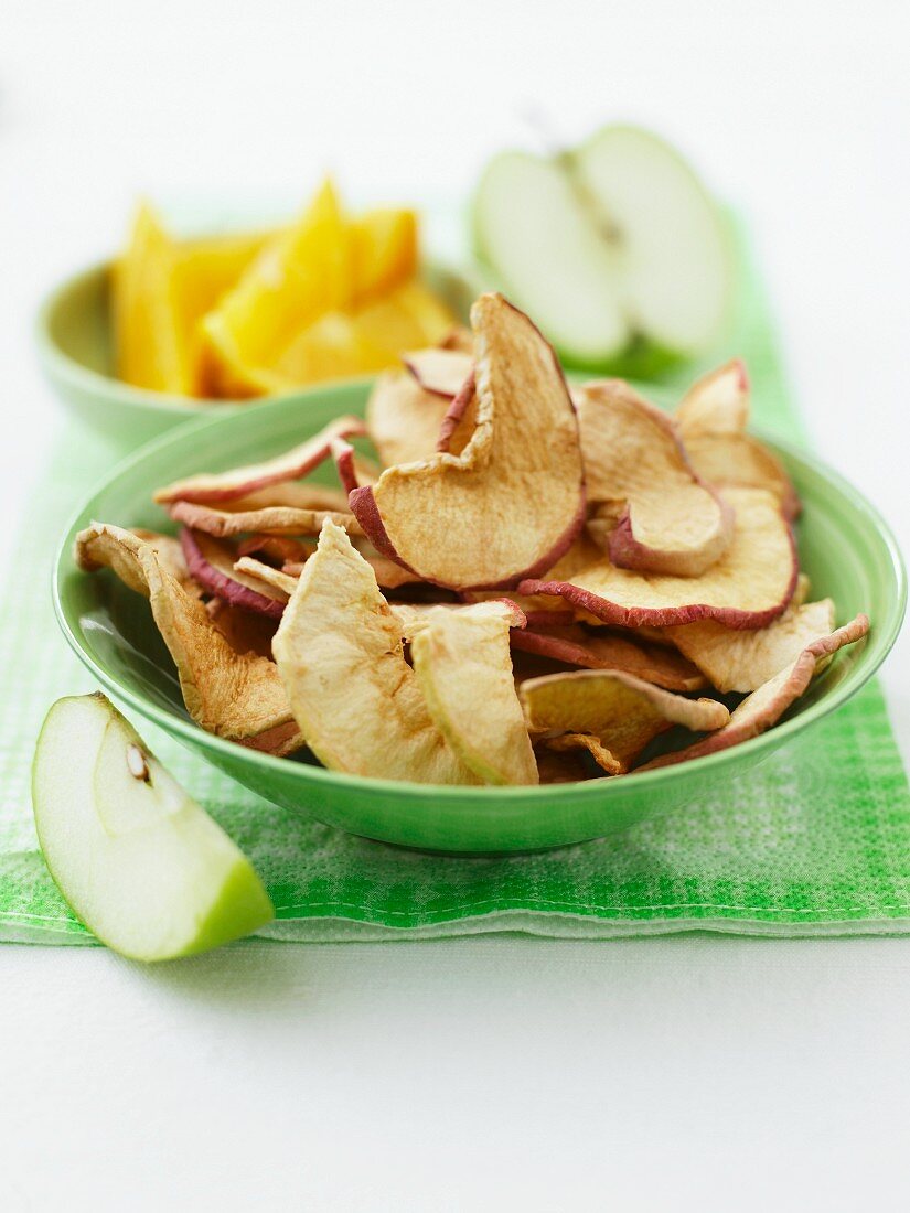 Dried apple slices