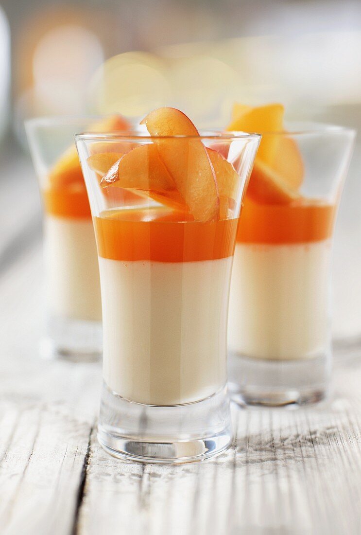 Almond cream with apricot jelly