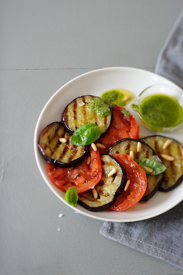 Chargrilled vegetables with pesto
