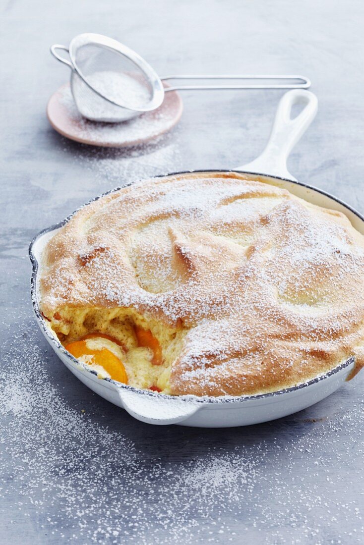 Vanilla soufflé with apricots