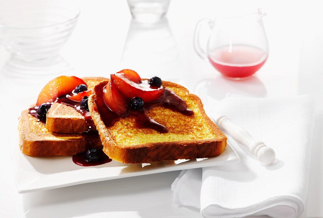 French toast with fruit compote