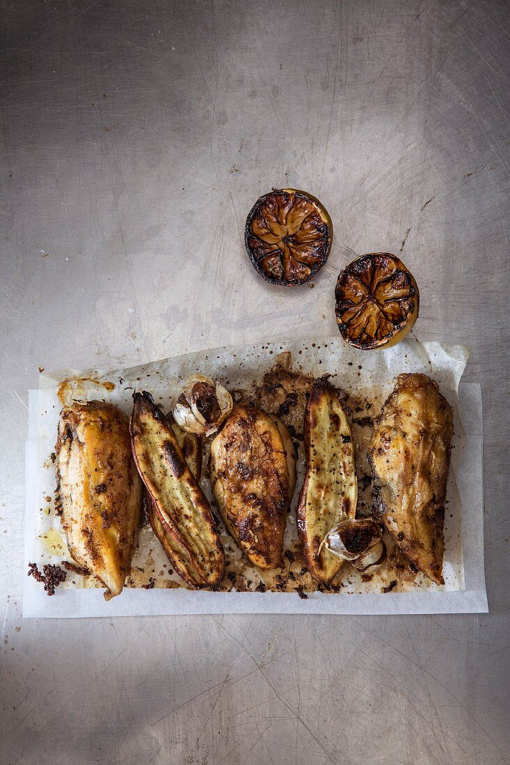 Fried chicken breast with sweet potatoes and garlic