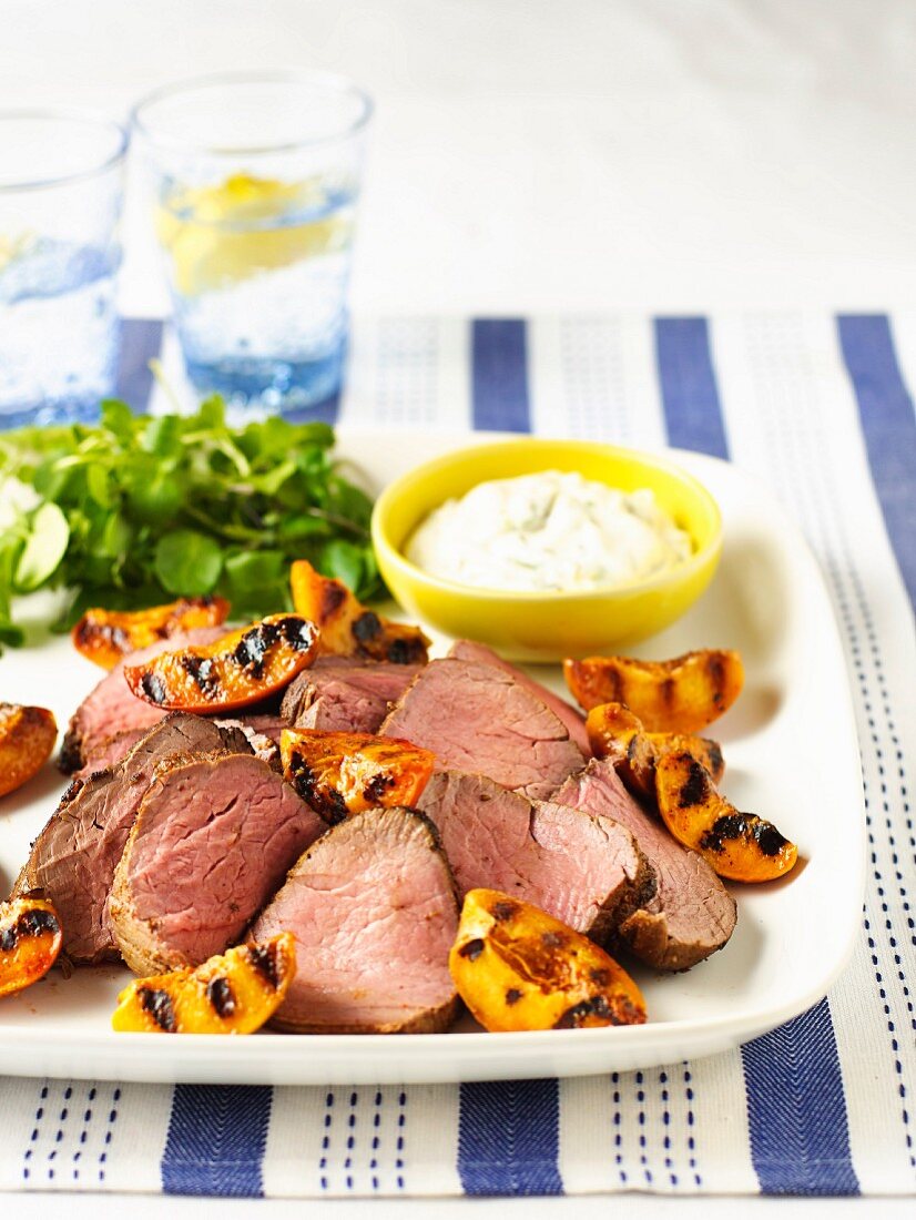 Roast beef fillet with grilled nectarines