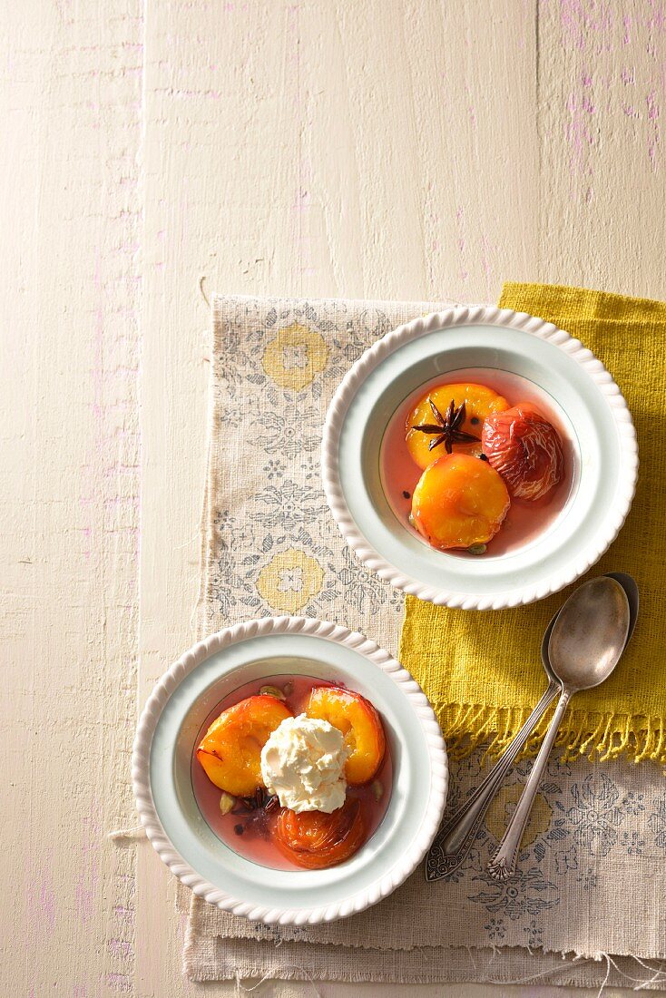 Baked nectarines with syrup