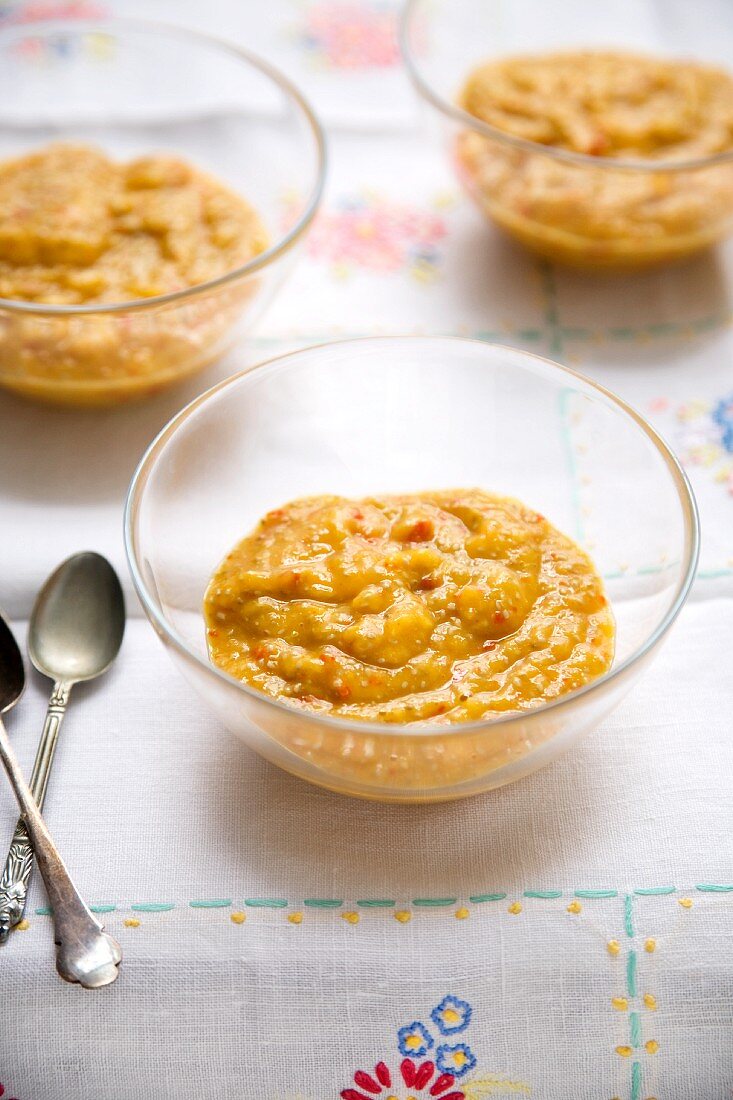 Mango cream with chia seeds