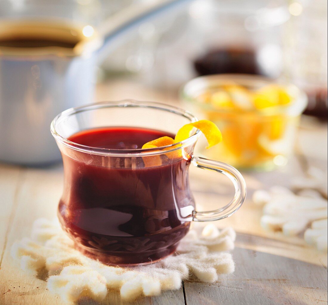 Mulled wine with orange peel