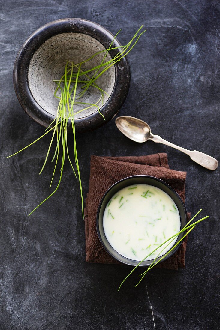 Kartoffelsuppe mit Schnittlauch