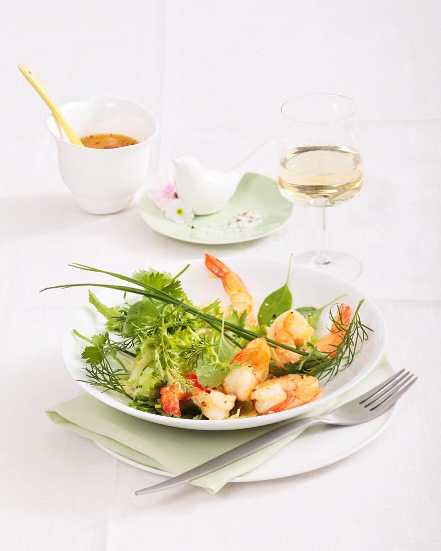 Herb salad with prawns