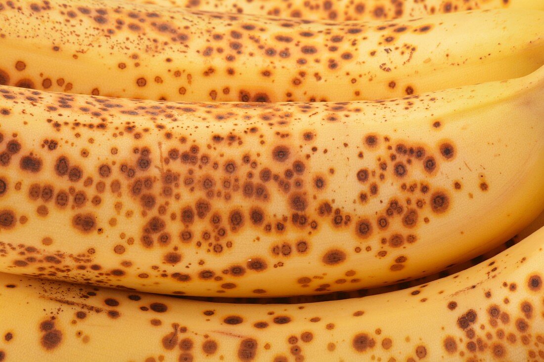 Ripe bananas (detail)