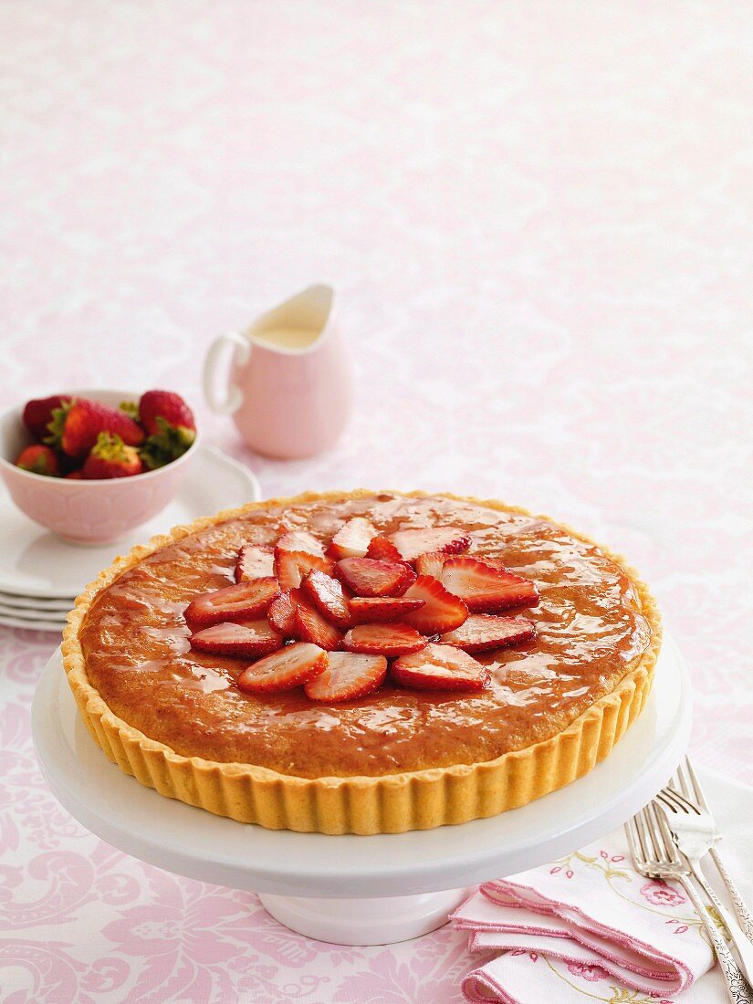 Bakewell tart with strawberries