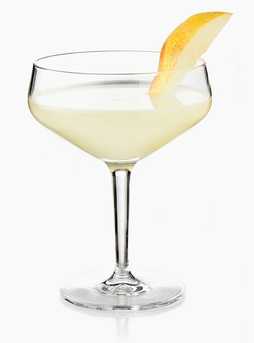 A cocktail garnished with a slice of Williams pear