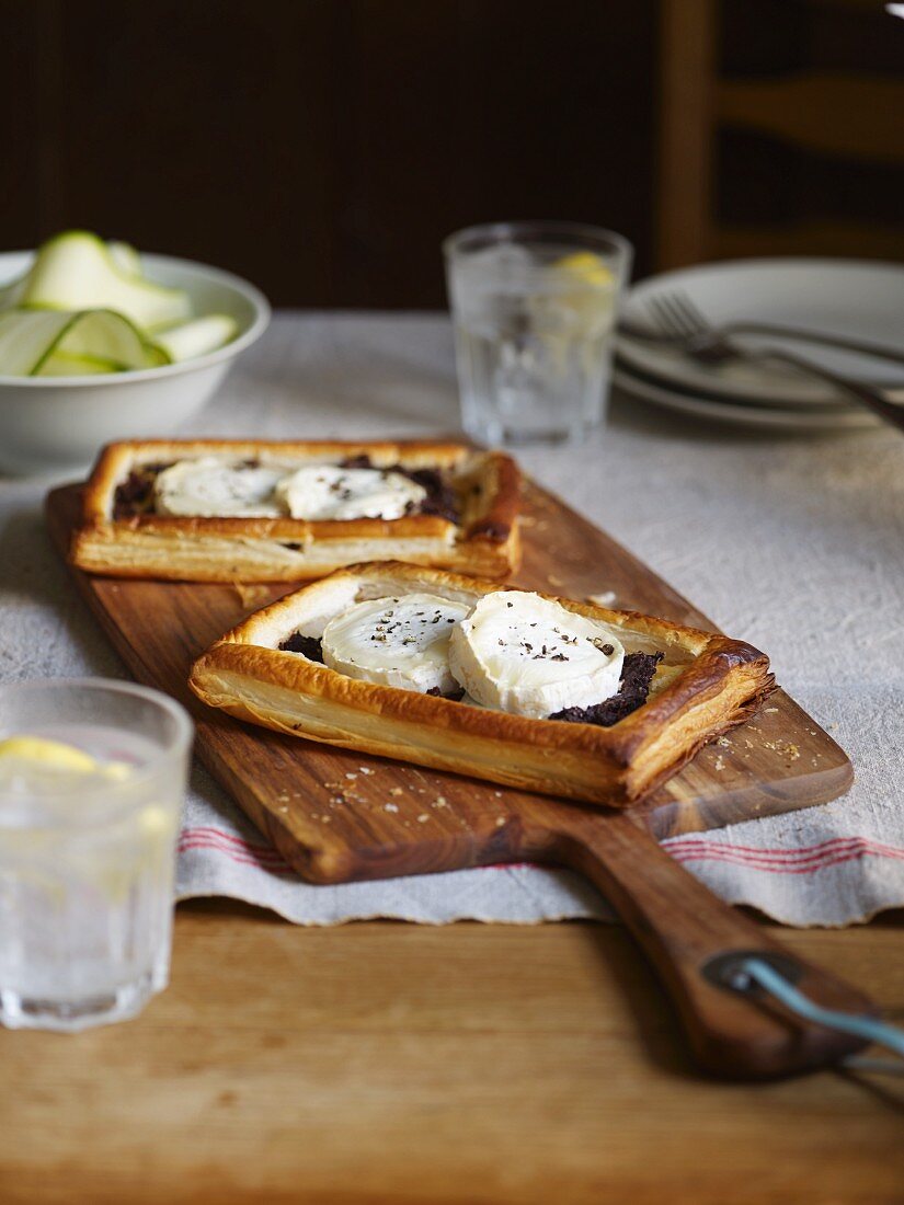 Vegetable tart with goat's cheese