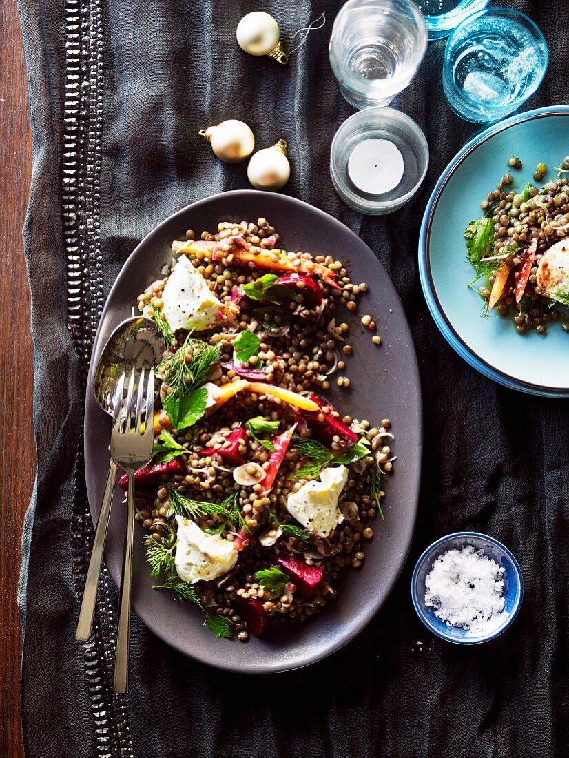 Lentil salad with beetroot, carrot and strained yoghurt