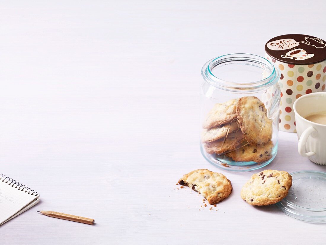 Chocolate cookies with macadamia nuts