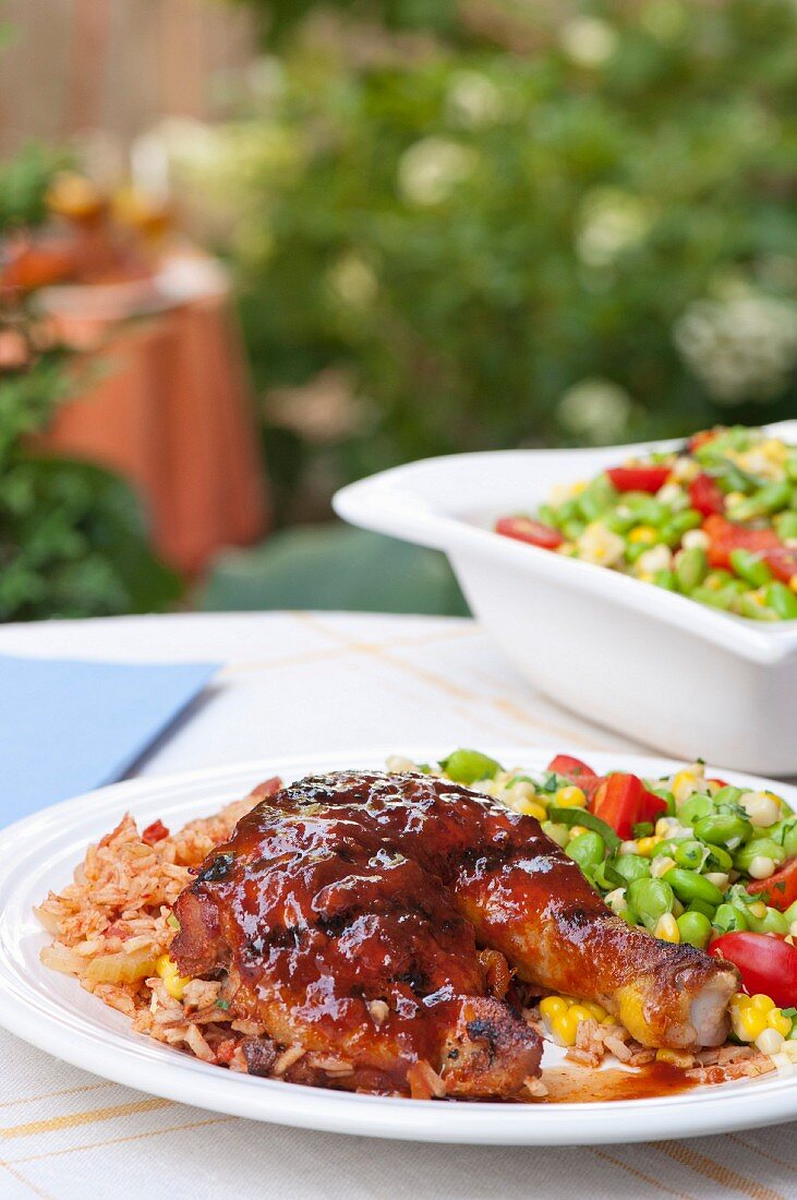 Grillhähnchen mit Bohnensalat und Reis