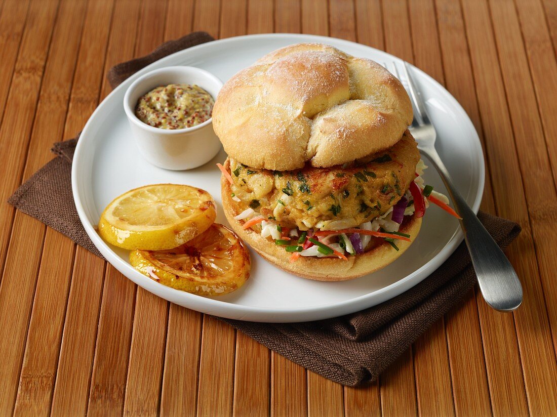 A crab cake and coleslaw sandwich