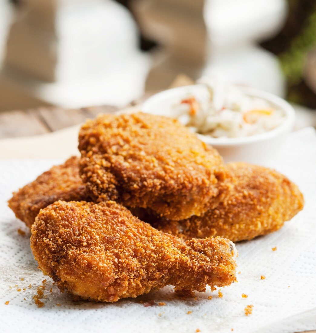 Fried chicken with coleslaw