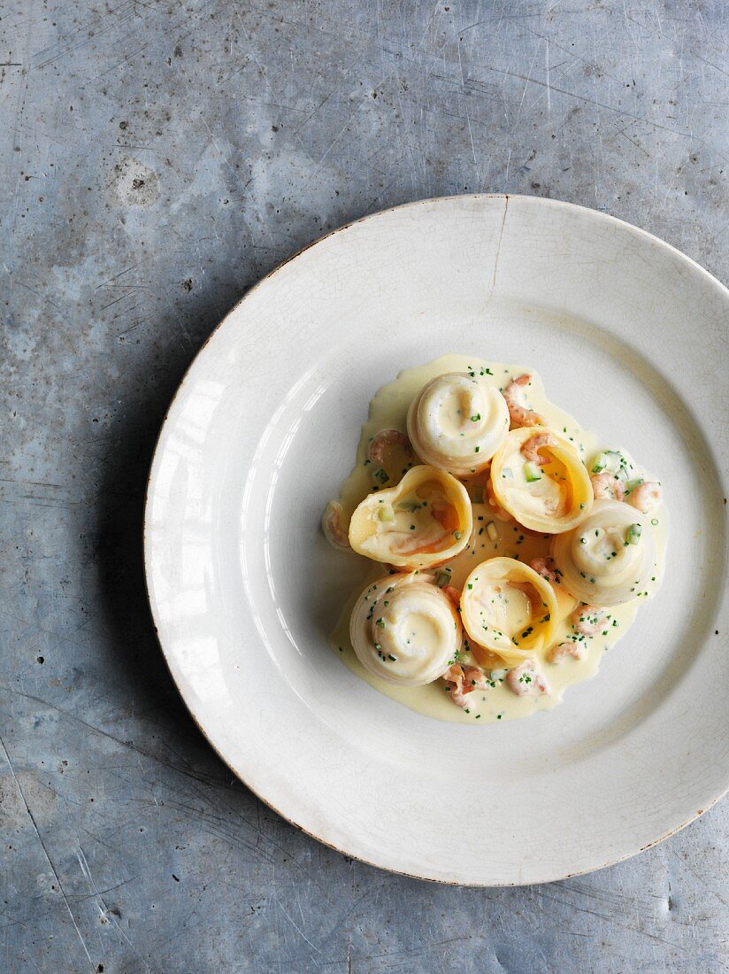 Steamed sole rolls with pumpkin tortellini