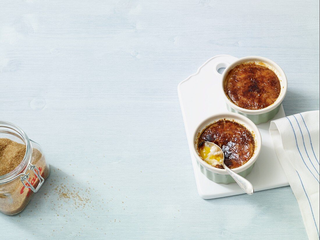 Rice pudding brulee with coconut