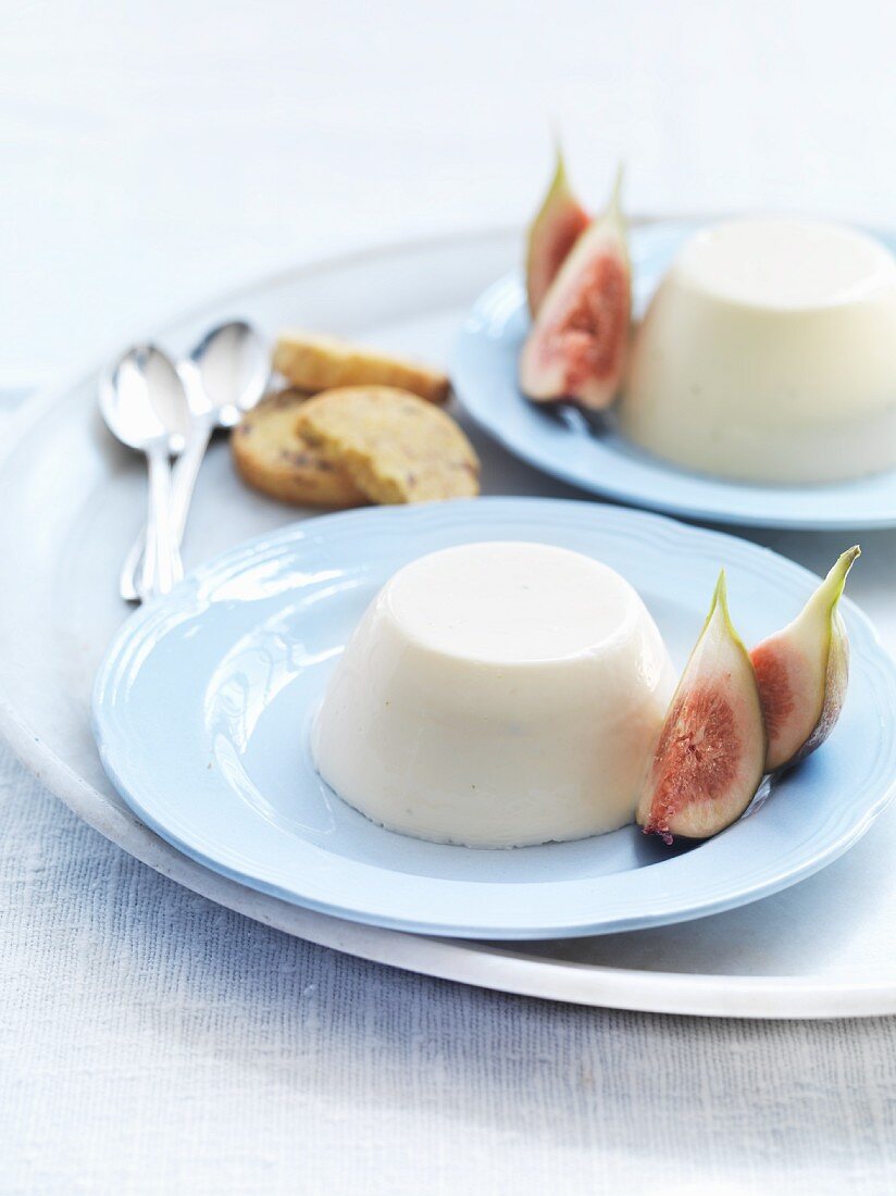 Goat's milk panna cotta with figs