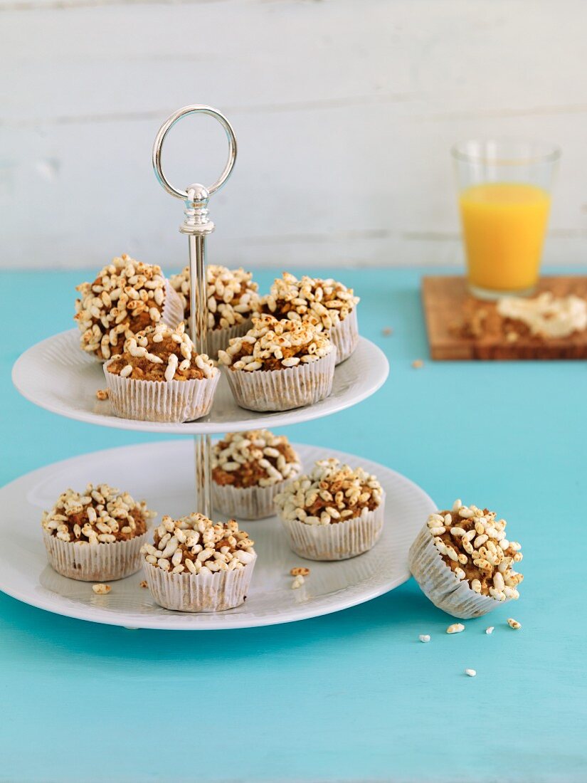 Breakfast muffins with puffed rice