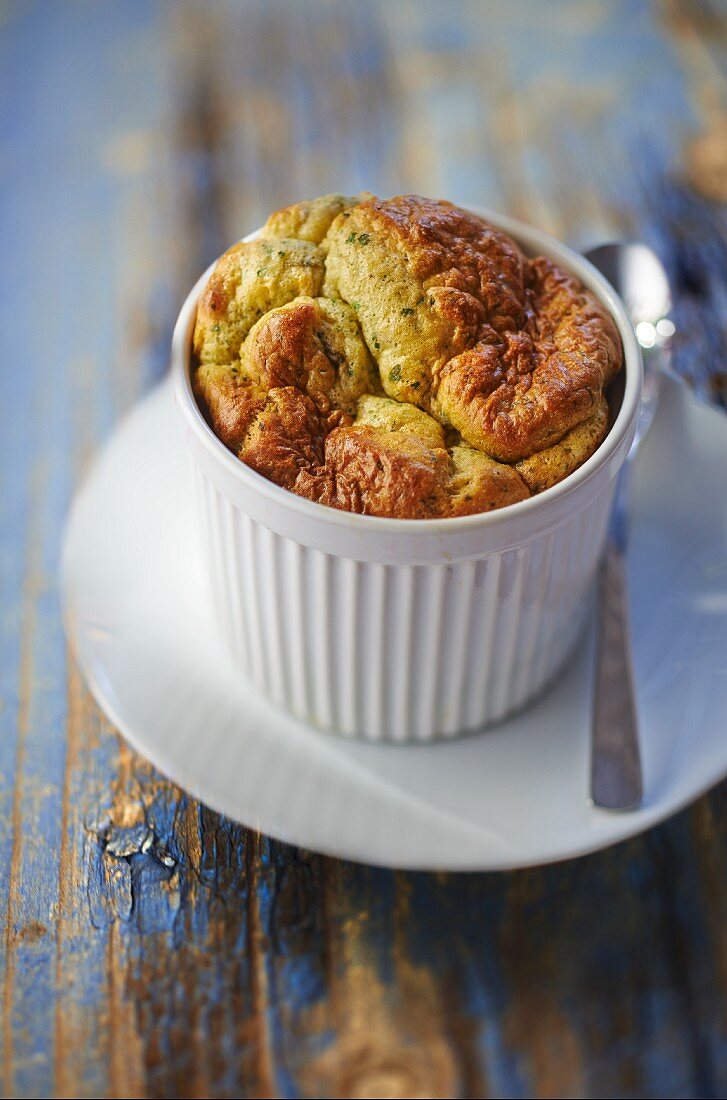 Souffle mit Basilikumpesto