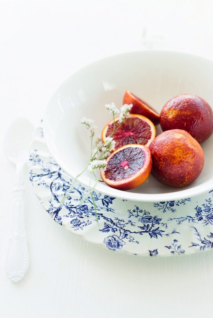 A bowl of blood oranges