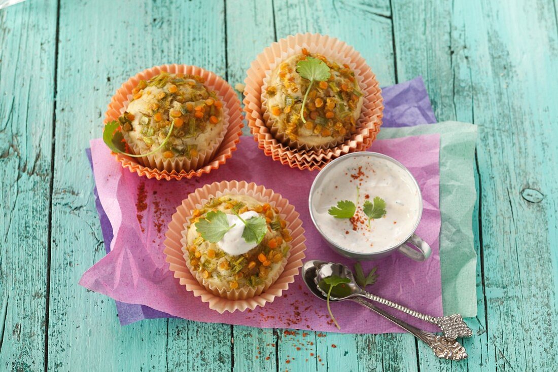 Pikante Muffins mit Linsen & Curry