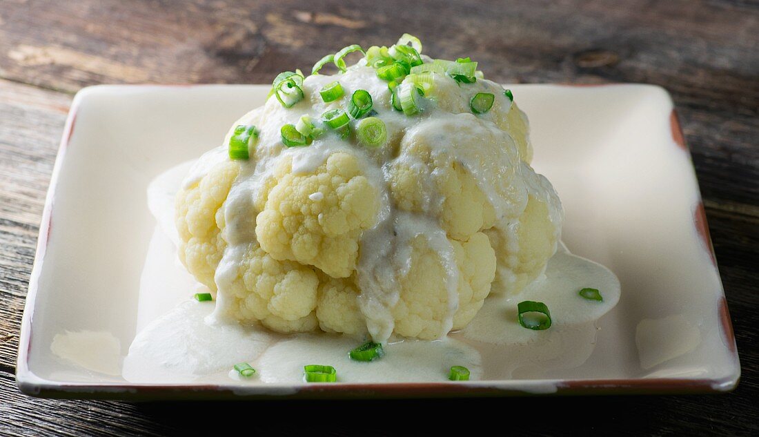 Blumenkohl mit weißer Sauce